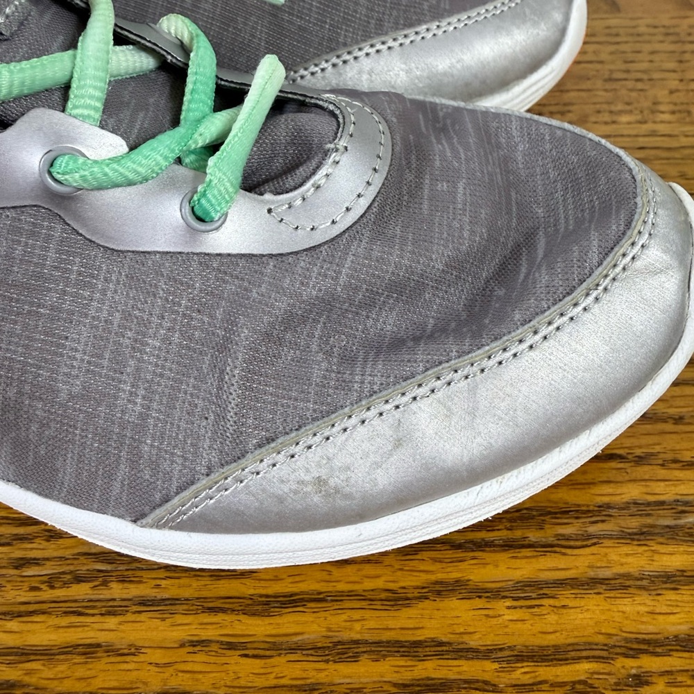 Vionic Womens Sneakers Shoes Size 10 Gray Athletic Outdoors‎ Casual - Picture 2 of 10